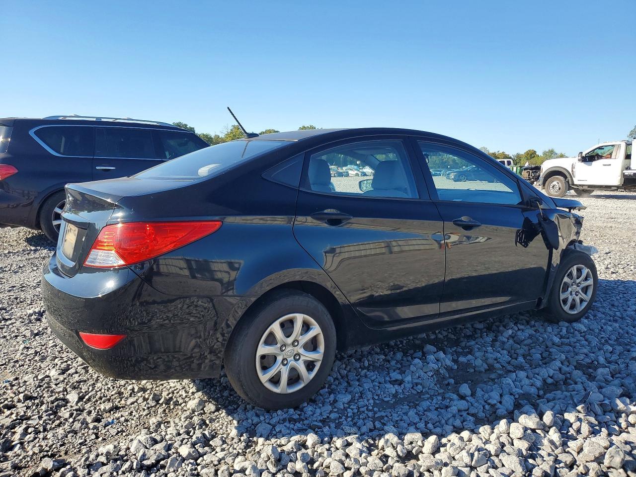 2012 HYUNDAI ACCENT GLS — Фото 3 из 12