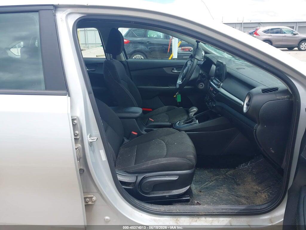 3KPF24AD2KE006194 2019 KIA FORTE photo no. 5