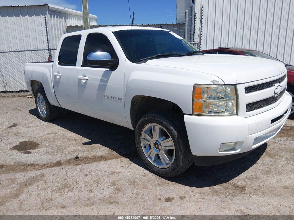3GCPCSE08DG137988 2013 CHEVROLET SILVERADO 1500 photo no. 1