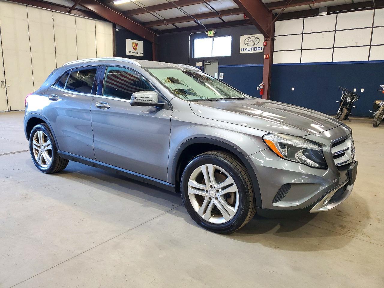 2015 MERCEDES-BENZ GLA 250 4MATIC — Фото 4 из 13
