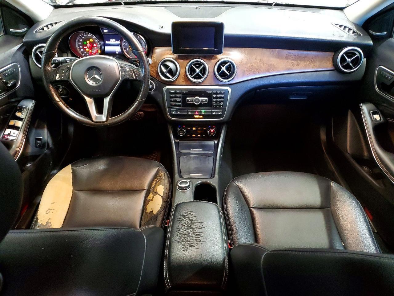 2015 MERCEDES-BENZ GLA 250 4MATIC — Фото 8 из 13