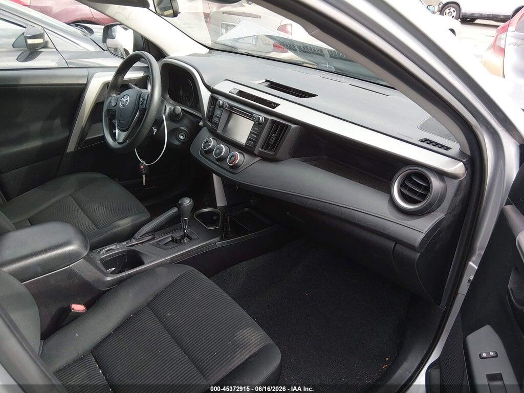 2T3BFREV2JW770312 2018 TOYOTA RAV4 photo no. 5
