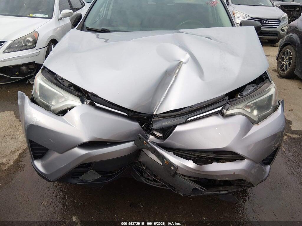 2T3BFREV2JW770312 2018 TOYOTA RAV4 photo no. 6