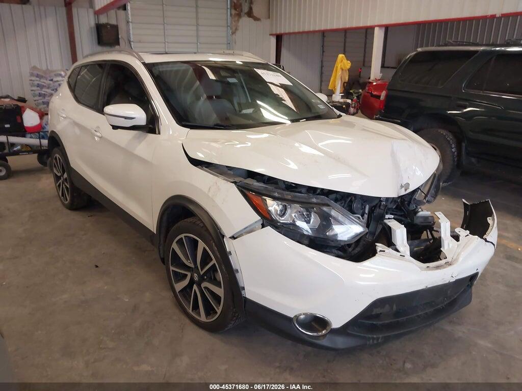 JN1BJ1CP9JW102127 2018 NISSAN ROGUE SPORT photo no. 1