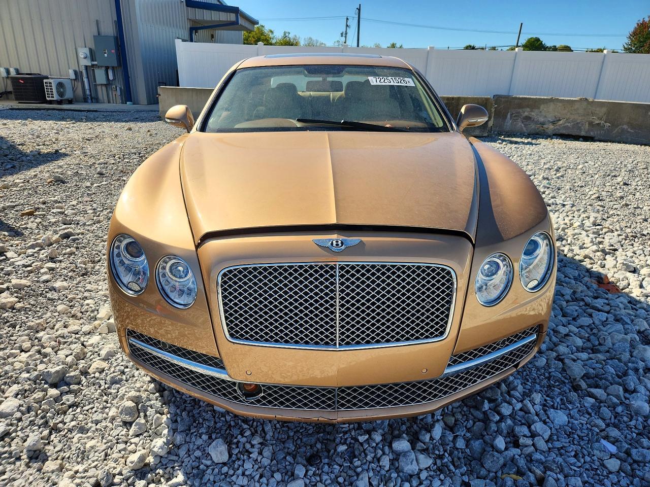 2017 BENTLEY FLYING SPUR — Фото 5 из 12