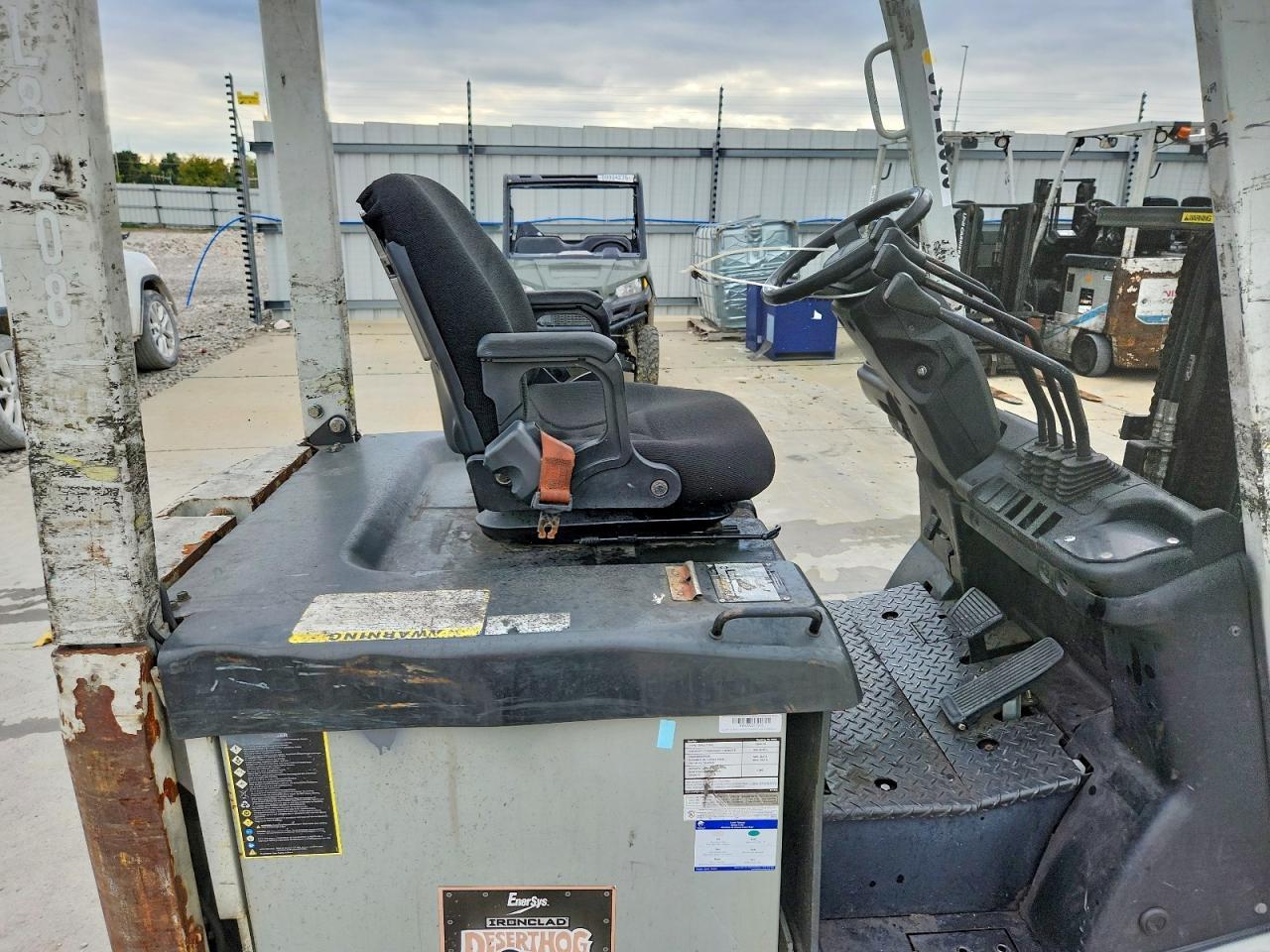 2014 UNICARRIERS MCT1B2L20S FORKLIFT — Фото 5 из 10