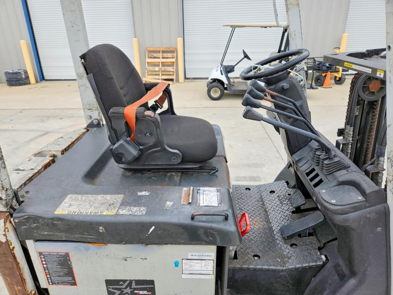 2014 UNICARRIERS MCT1B2L20S FORKLIFT — Фото 5 из 10
