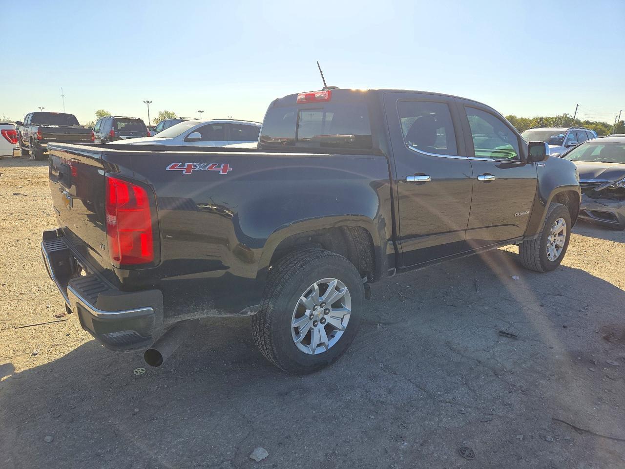 2017 CHEVROLET COLORADO LT — Фото 3 из 12