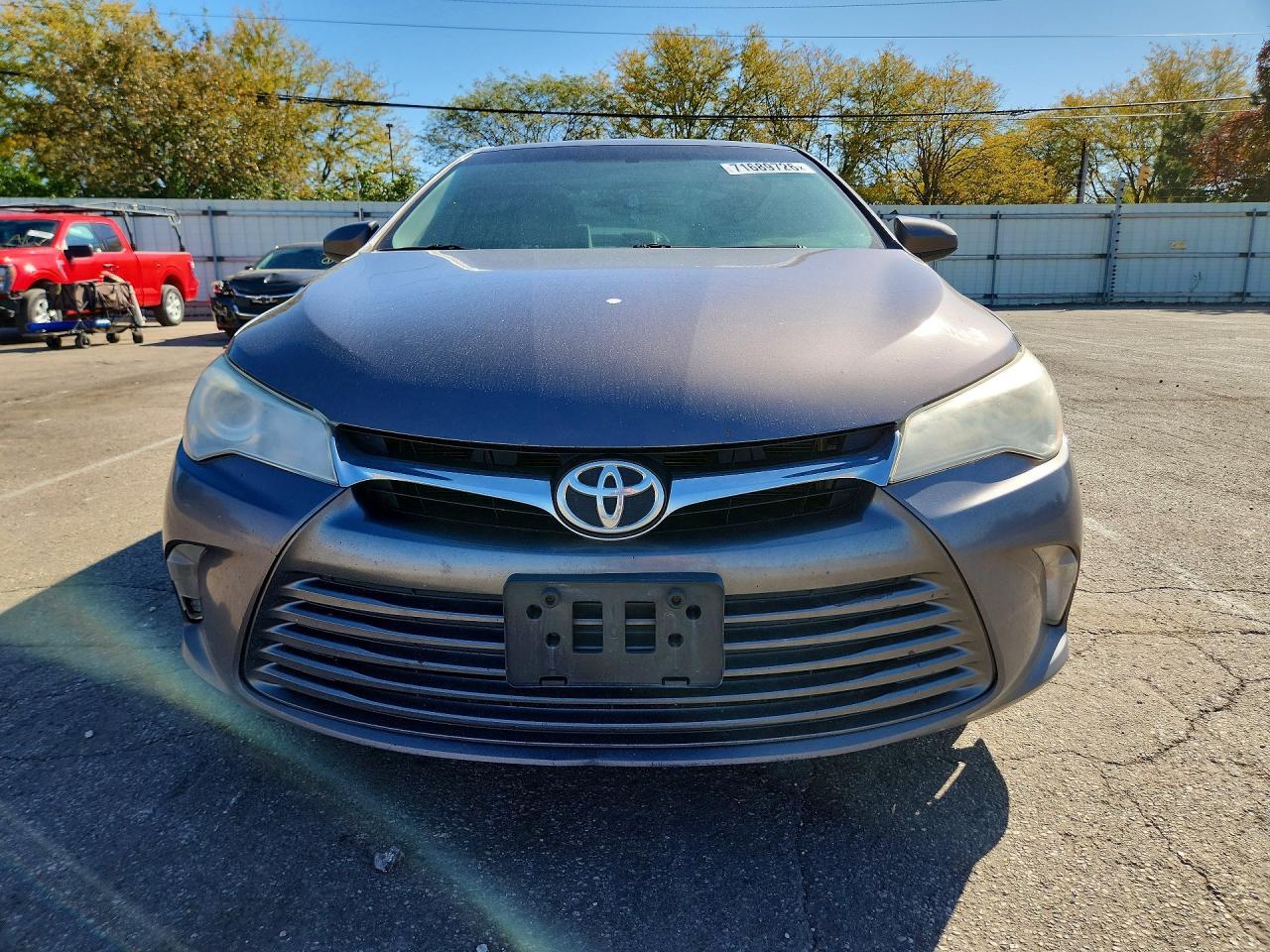 2015 TOYOTA CAMRY LE — Фото 5 из 12