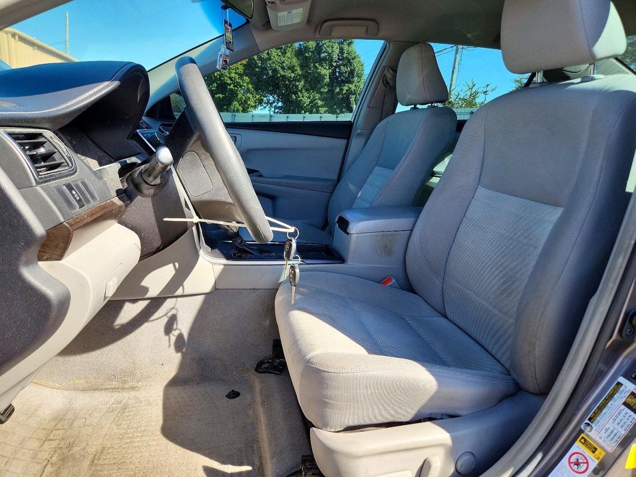 2015 TOYOTA CAMRY LE — Фото 7 из 12