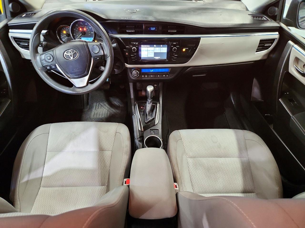 2016 TOYOTA COROLLA LE — Фото 8 из 12