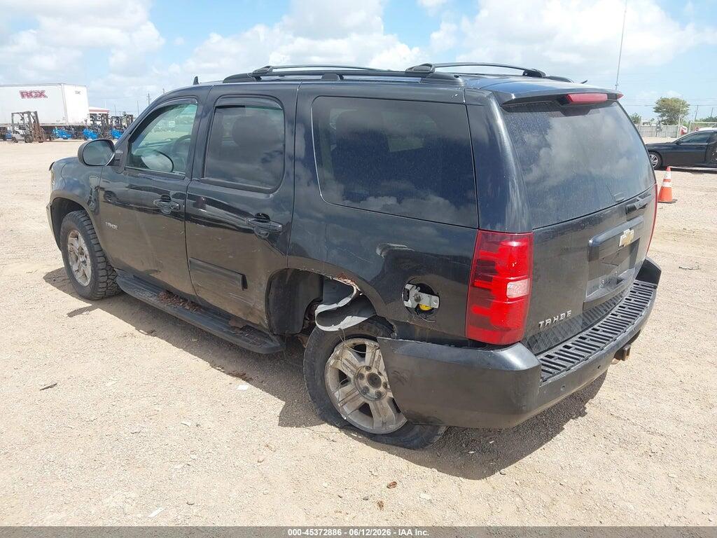 1GNSKAE02BR353069 2011 CHEVROLET TAHOE photo no. 3
