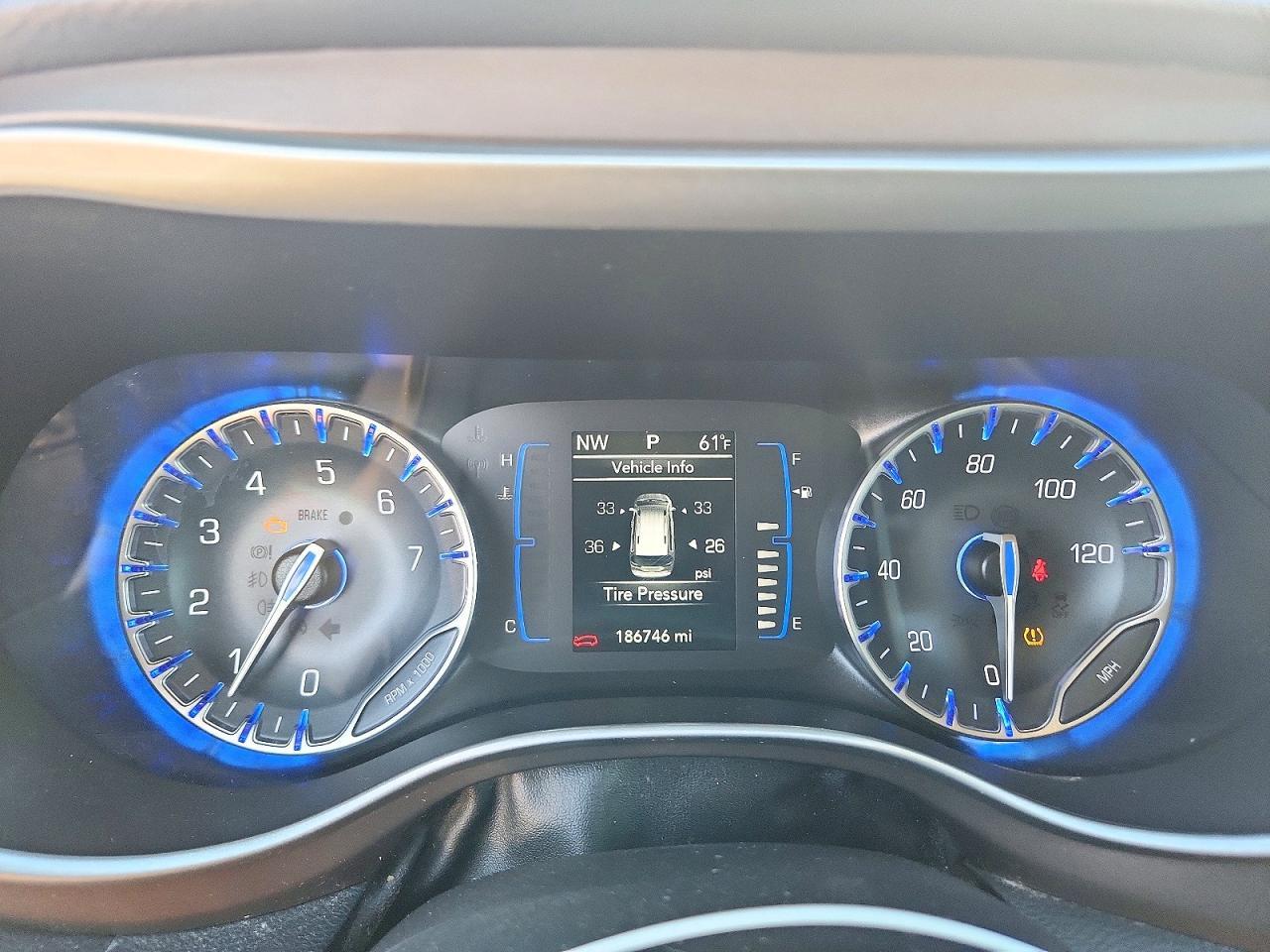 2019 CHRYSLER PACIFICA TOURING L — Фото 9 из 13