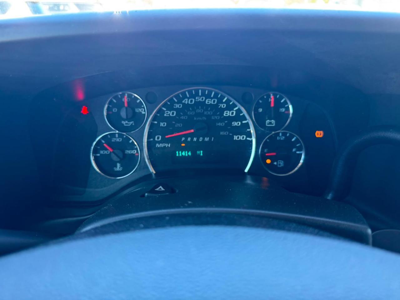 2021 CHEVROLET EXPRESS G2500 — Фото 8 из 10
