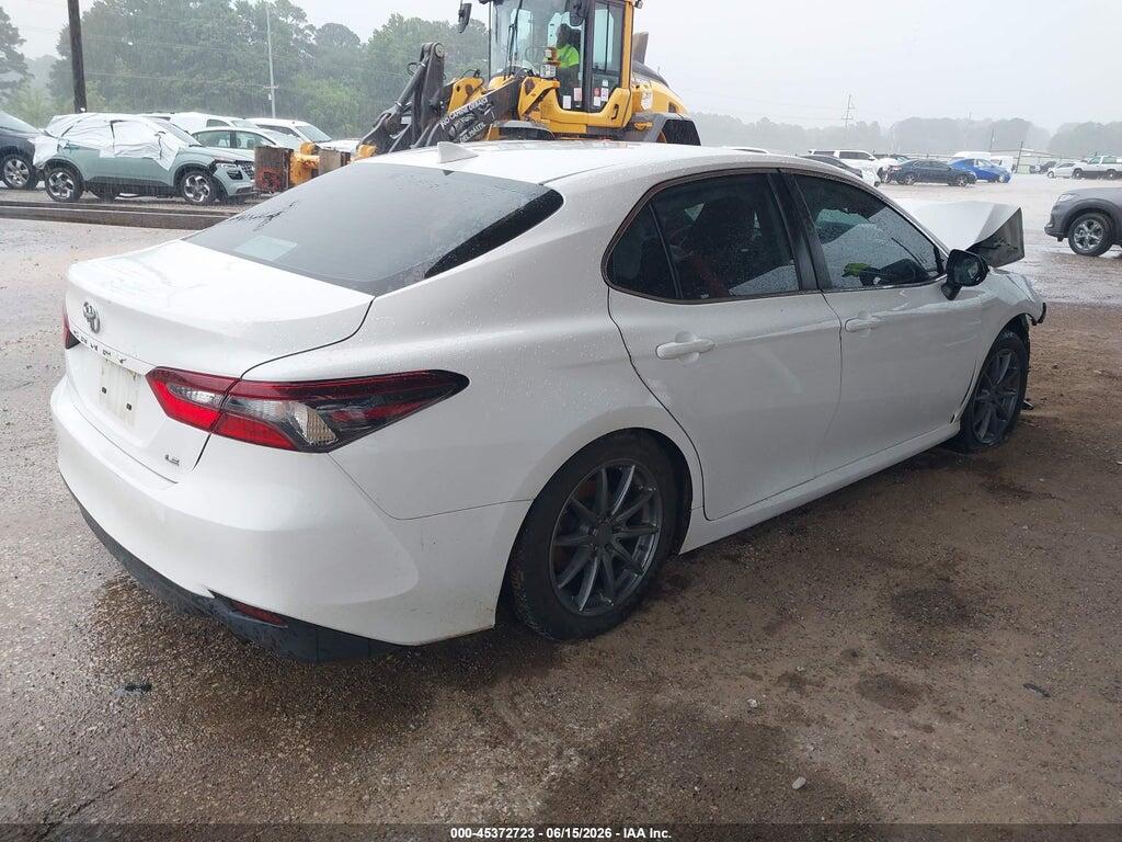 4T1C11AK2NU693889 2022 TOYOTA CAMRY photo no. 4