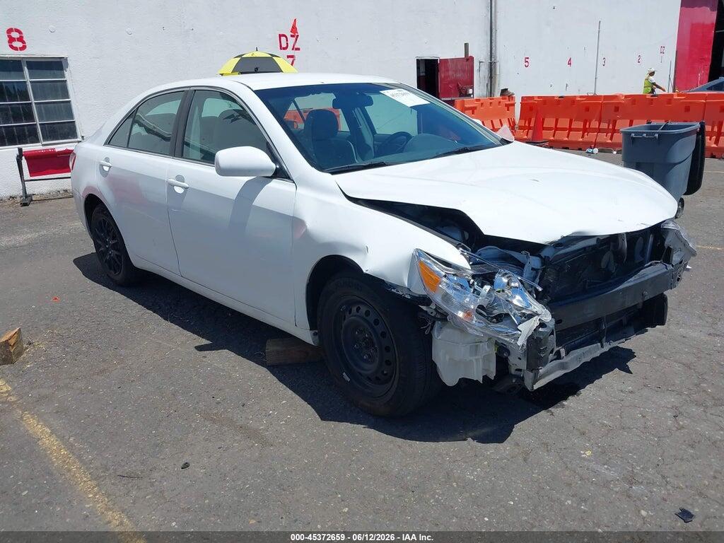 4T1BF3EK4BU588141 2011 TOYOTA CAMRY photo no. 1