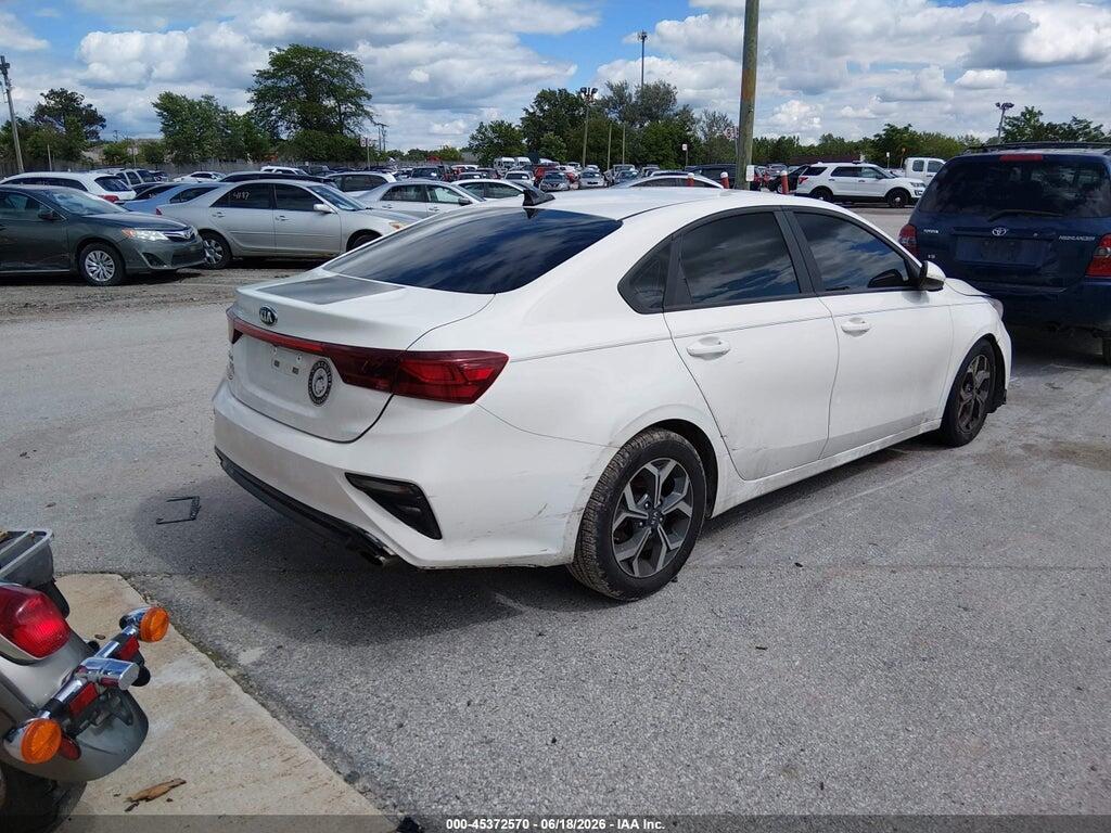 3KPF24AD4LE234618 2020 KIA FORTE photo no. 4