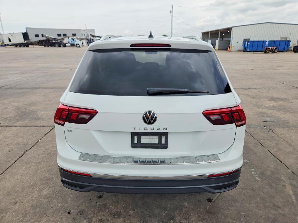 2024 VOLKSWAGEN TIGUAN SE — Фото 6 из 12
