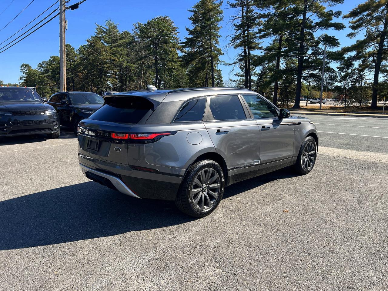 2018 LAND ROVER RANGE ROVER VELAR R-DYNAMIC SE — Фото 4 из 10