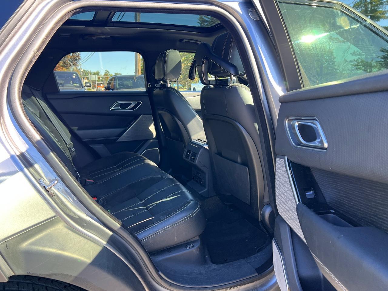 2018 LAND ROVER RANGE ROVER VELAR R-DYNAMIC SE — Фото 6 из 10