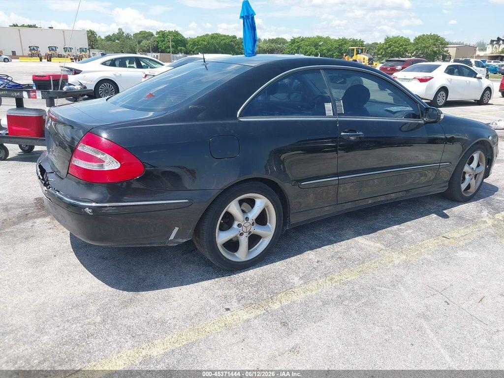 WDBTJ65J34F091099 2004 MERCEDES-BENZ CLK 320 photo no. 4