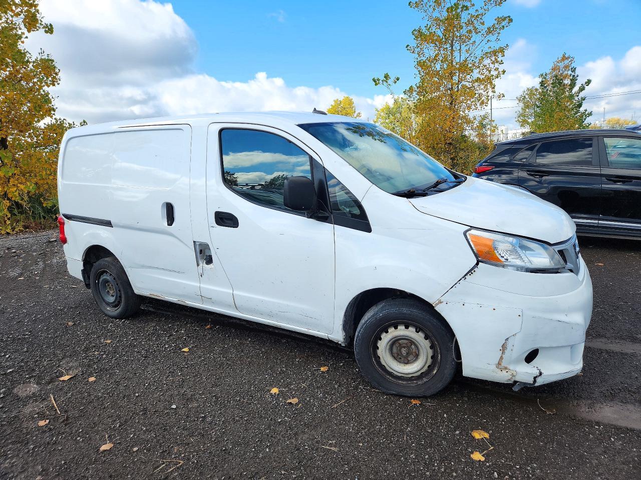 2019 NISSAN NV200 S — Фото 4 из 13