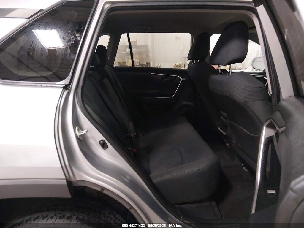 2T3G1RFVXKW072776 2019 TOYOTA RAV4 photo no. 8