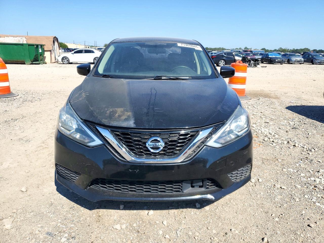2019 NISSAN SENTRA SV — Фото 5 из 12