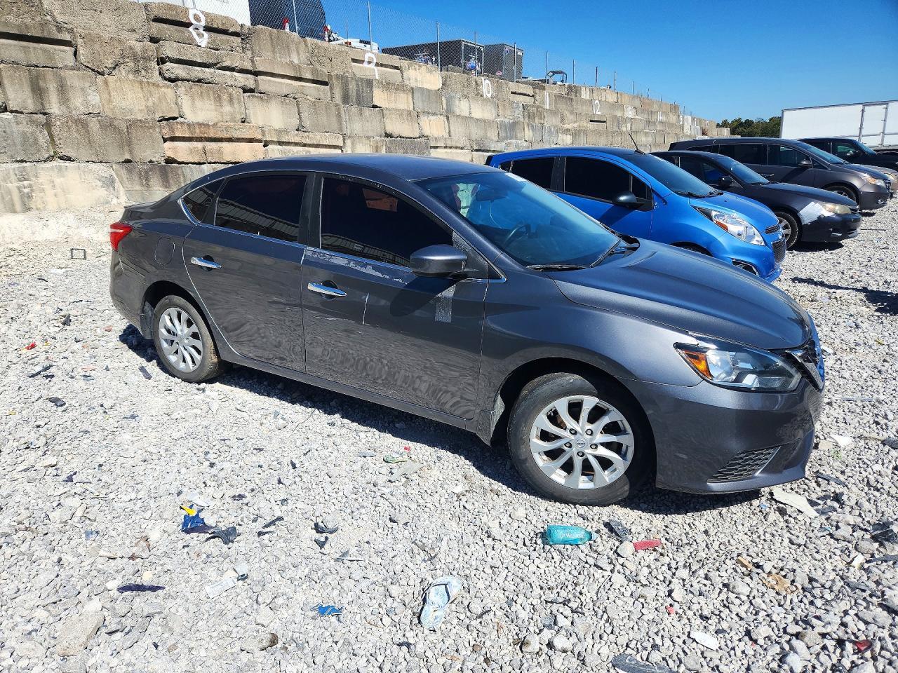 2019 NISSAN SENTRA S — Фото 4 из 12