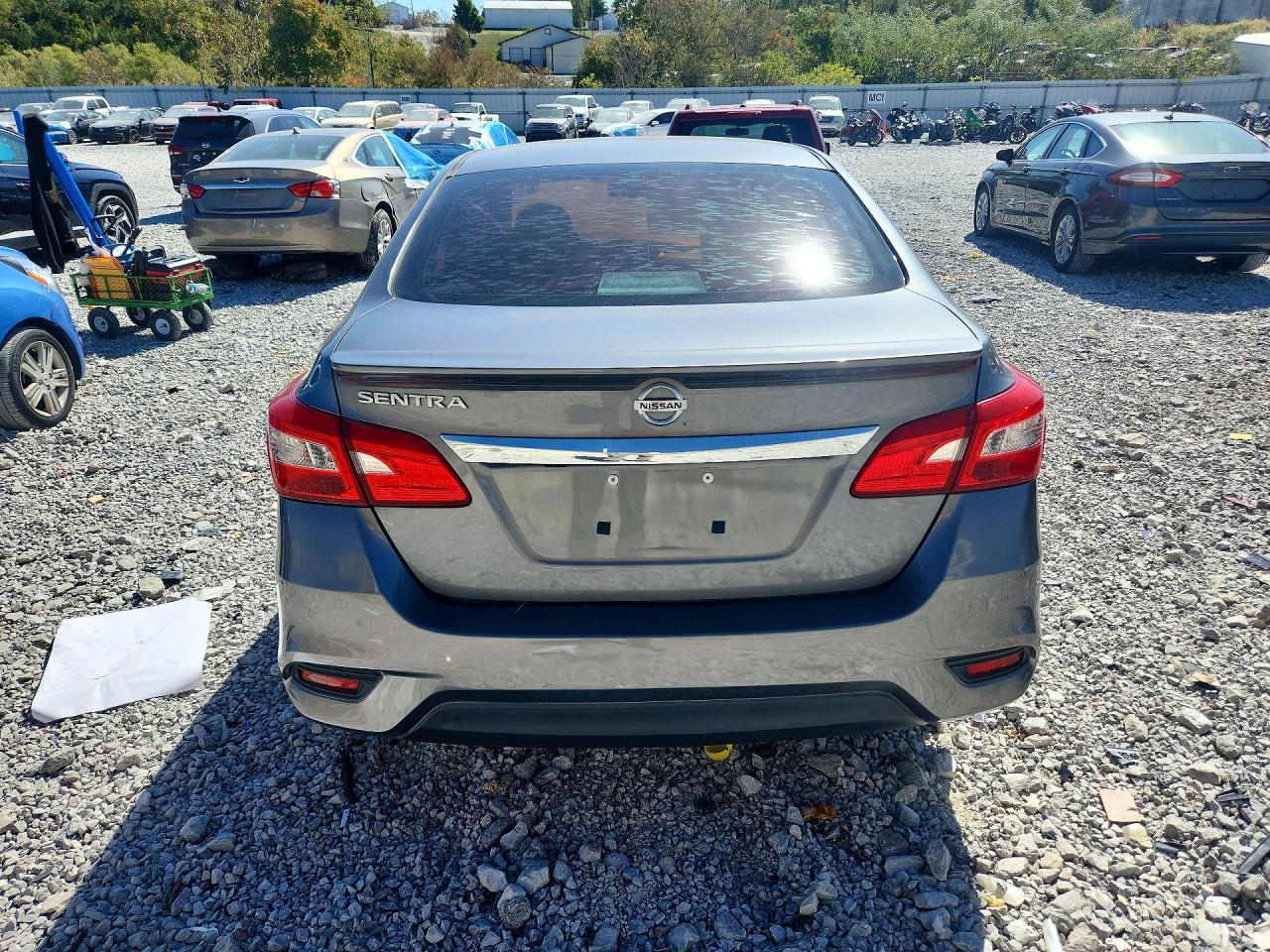 2019 NISSAN SENTRA S — Фото 6 из 12