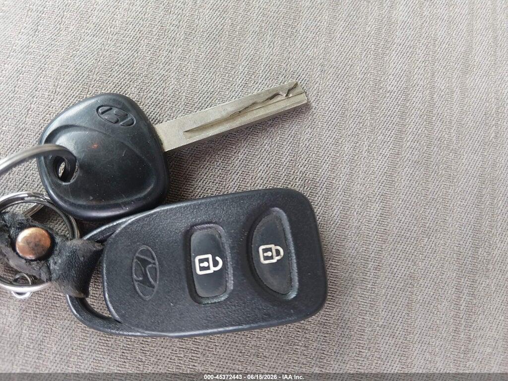 KMHCT4AEXGU986187 2016 HYUNDAI ACCENT photo no. 11
