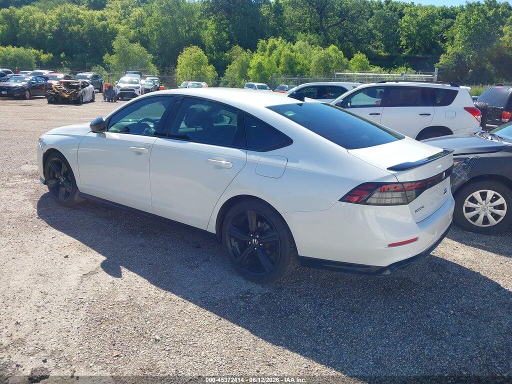 1HGCY2F72RA010317 2024 HONDA ACCORD HYBRID photo no. 3