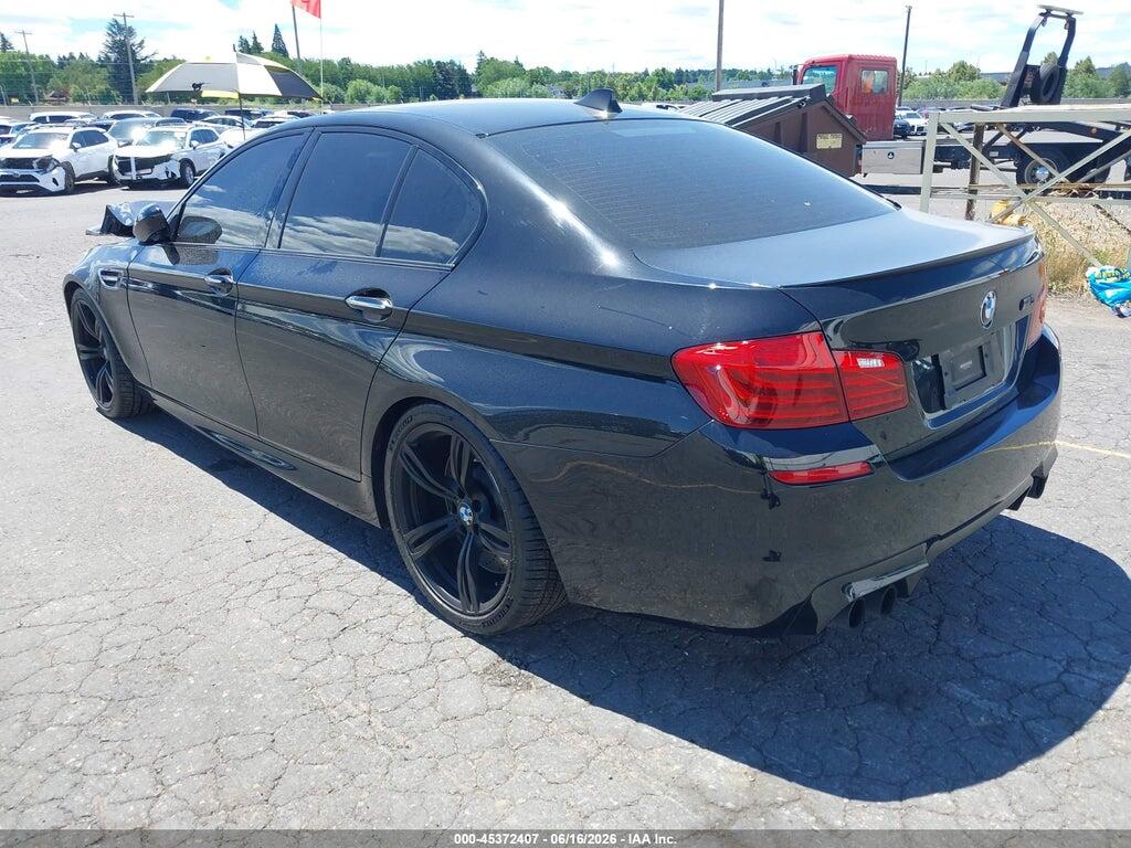 WBSFV9C55FD594490 2015 BMW M5 photo no. 3
