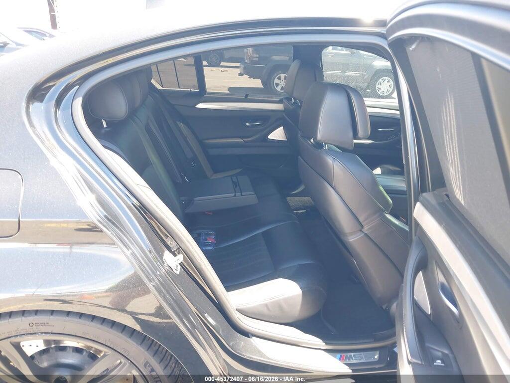 WBSFV9C55FD594490 2015 BMW M5 photo no. 8
