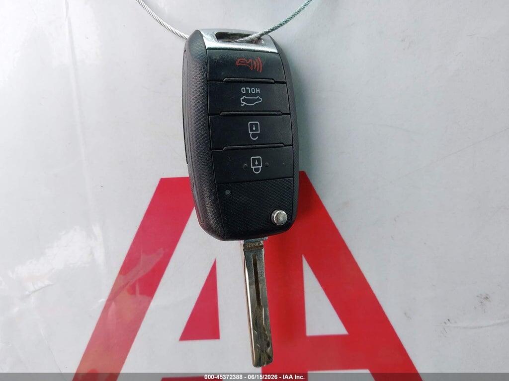 KNDJN2A29E7004242 2014 KIA SOUL photo no. 11
