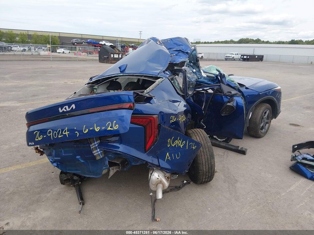 3KPFT4DE1SE163345 2025 KIA K4 photo no. 4