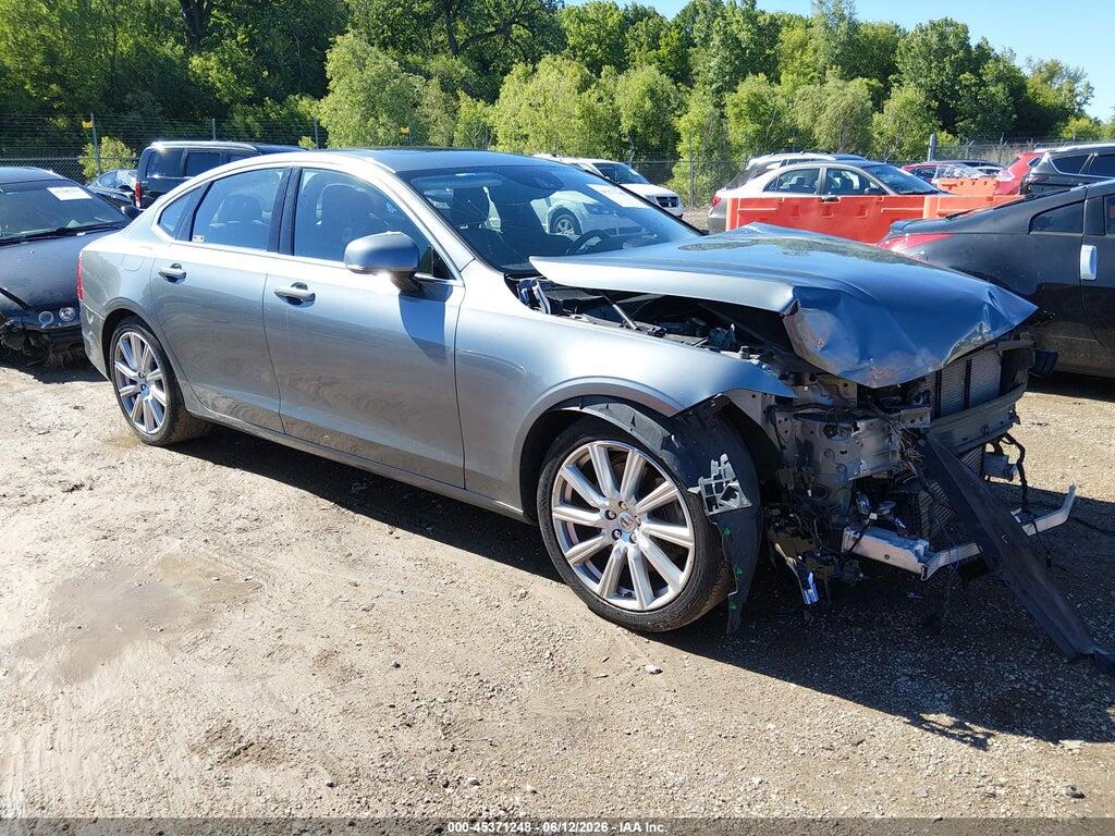 YV1A22MK2H1010390 2017 VOLVO S90 photo no. 1