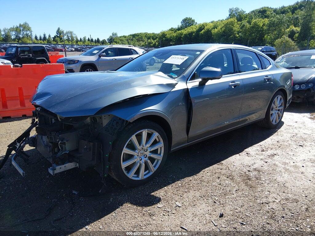YV1A22MK2H1010390 2017 VOLVO S90 photo no. 2
