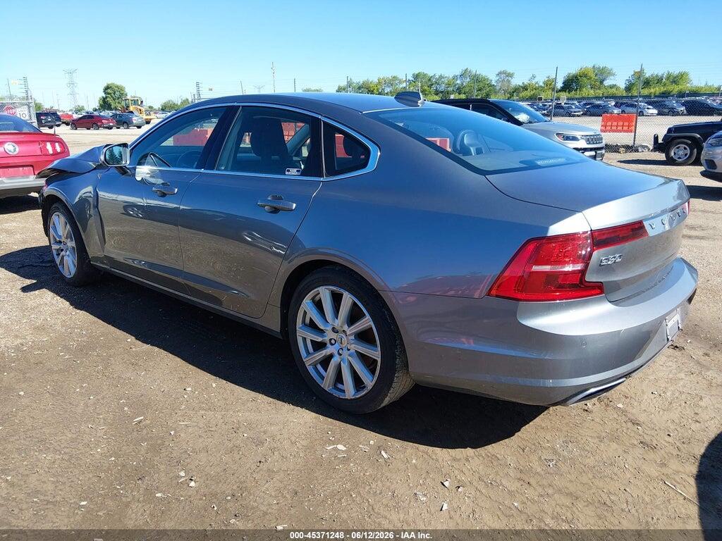 YV1A22MK2H1010390 2017 VOLVO S90 photo no. 3