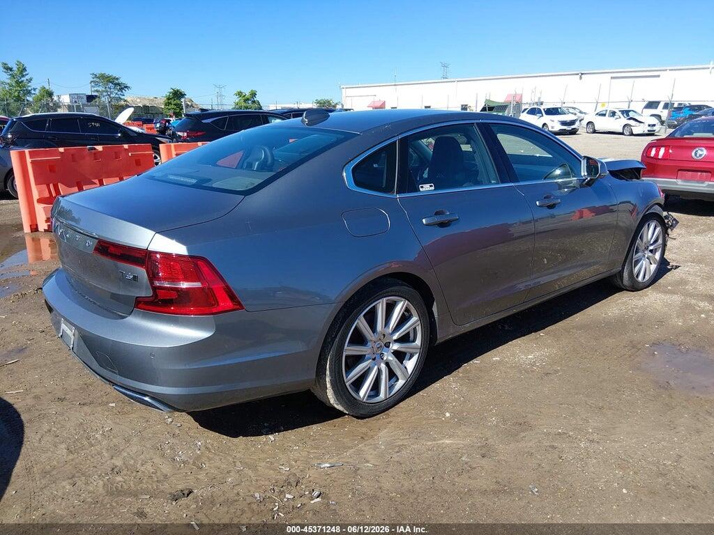 YV1A22MK2H1010390 2017 VOLVO S90 photo no. 4