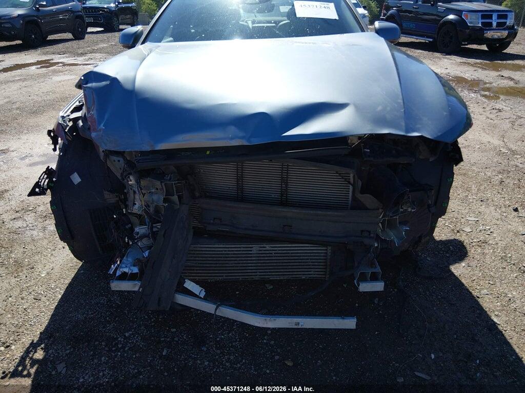 YV1A22MK2H1010390 2017 VOLVO S90 photo no. 6