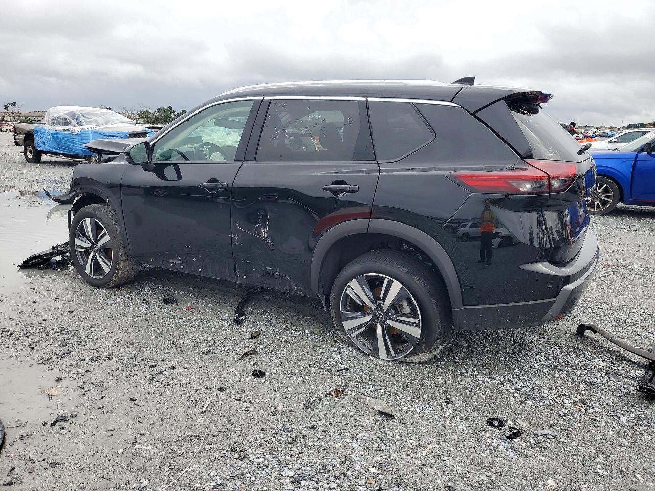 2026 NISSAN ROGUE SL — Фото 2 из 14