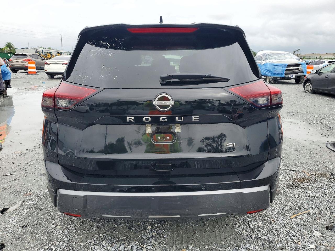 2026 NISSAN ROGUE SL — Фото 6 из 14