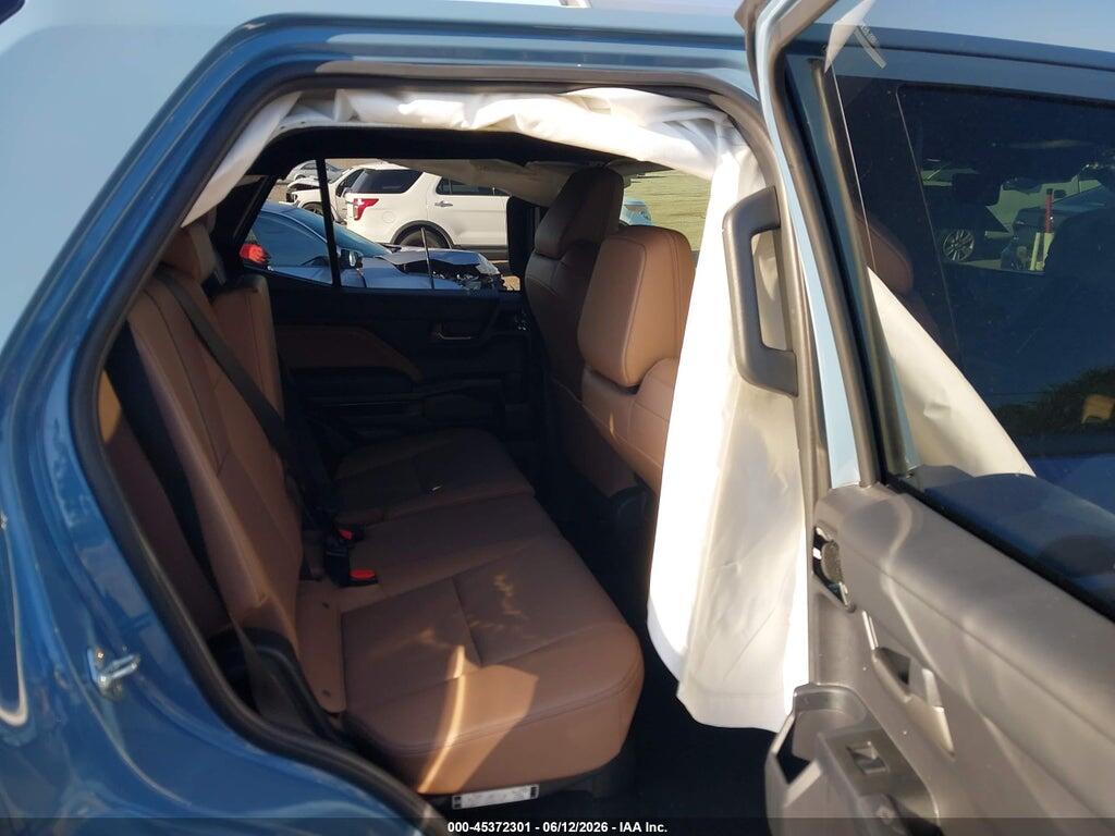 JTEVA5BR8S5070469 2025 TOYOTA 4RUNNER photo no. 8