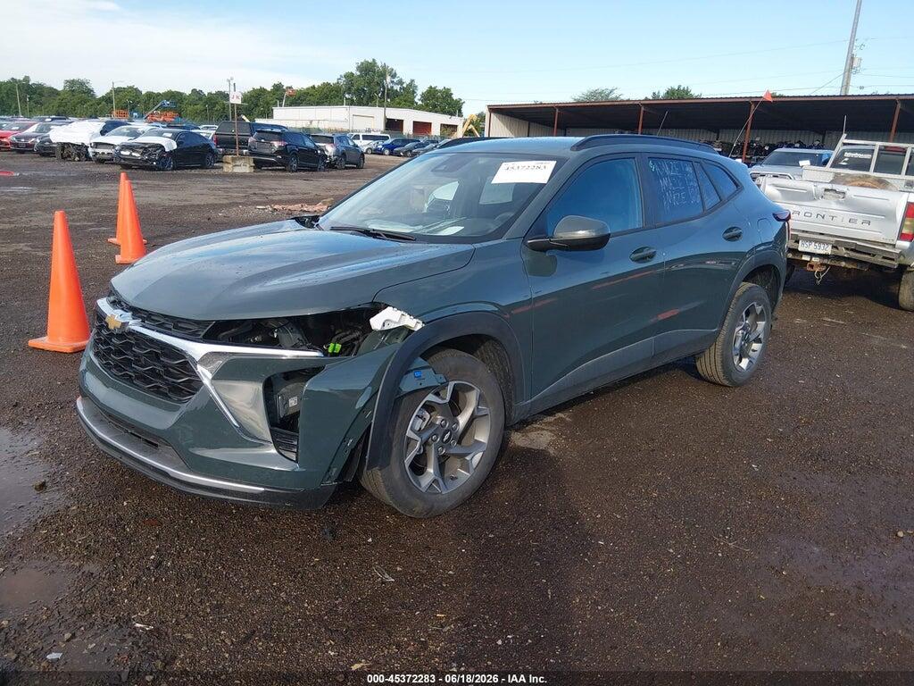 KL77LHEP0SC316345 2025 CHEVROLET TRAX photo no. 2