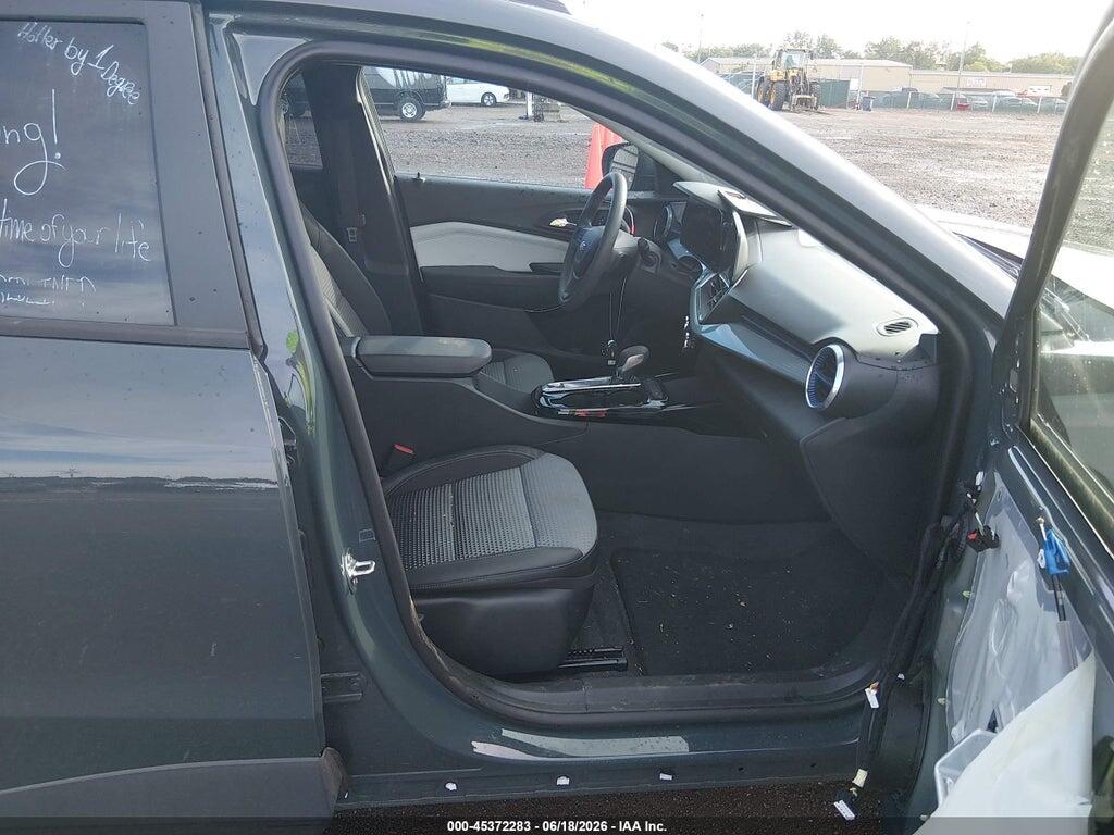 KL77LHEP0SC316345 2025 CHEVROLET TRAX photo no. 5