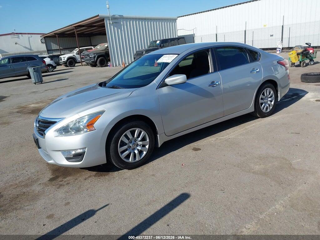 1N4AL3AP5FC133004 2015 NISSAN ALTIMA photo no. 2