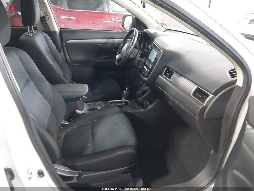 JA4AD3A33EZ003684 2014 MITSUBISHI OUTLANDER photo no. 5