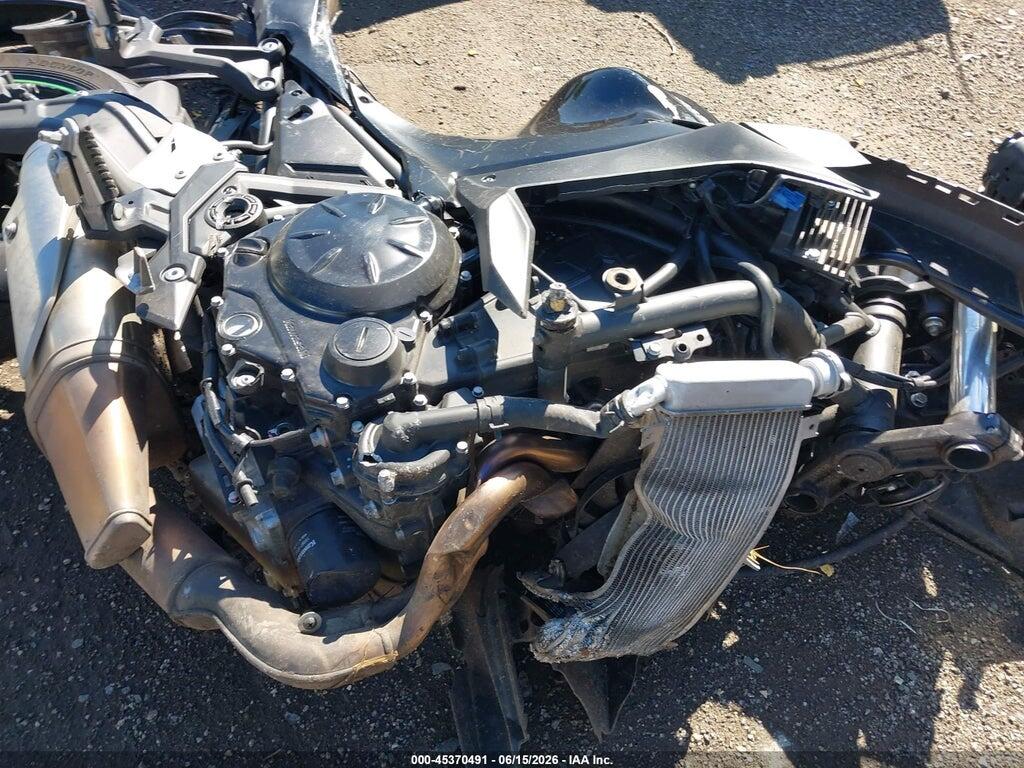 ML5EXER1XSDAG4450 2025 KAWASAKI EX650 photo no. 8