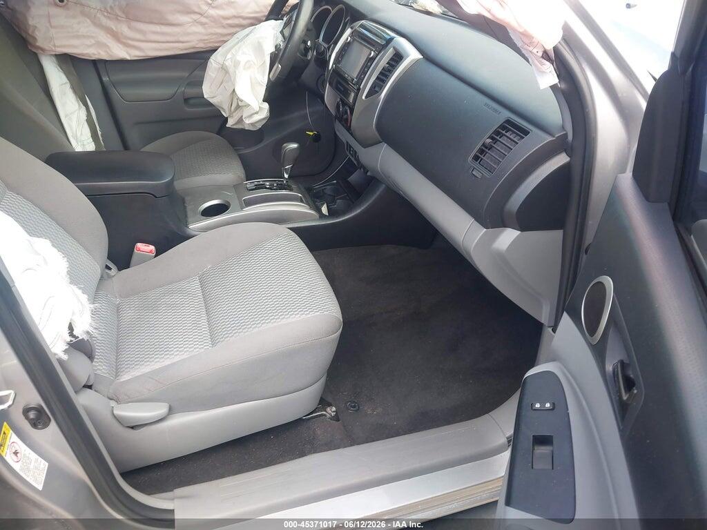 5TFJU4GN1FX076439 2015 TOYOTA TACOMA photo no. 5